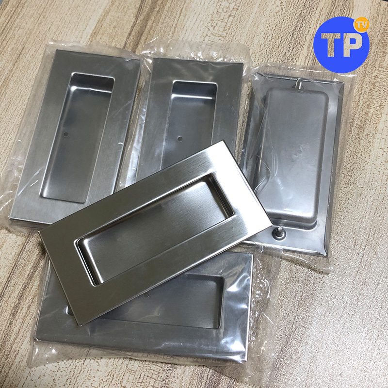 Tay-nam-cua-am-UWAUNS120-7